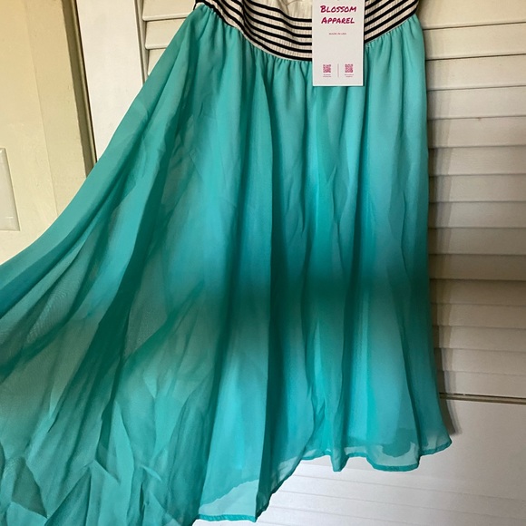 🎈NWT Strapless Blue Summer Dress - Picture 6 of 9